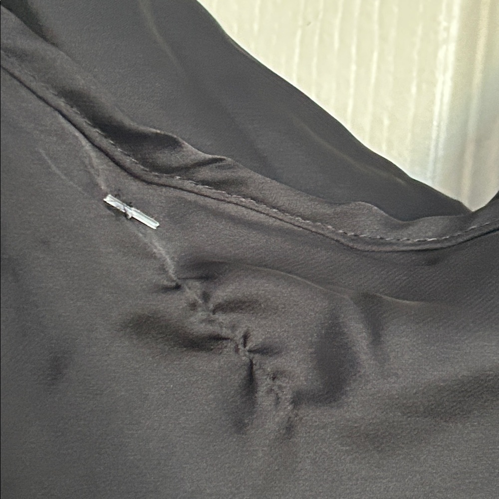 Torrid deep black Satin Cowl Neck Cami size 4X - Picture 7 of 8